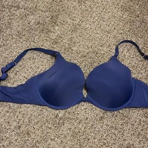 Bra 38D